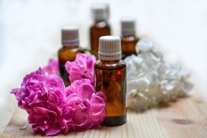 Essential Oils and Natural Cosmetics