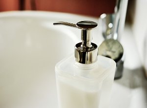 Eco-friendly Liquid Soap with Herbal Extracts by DeLaMark